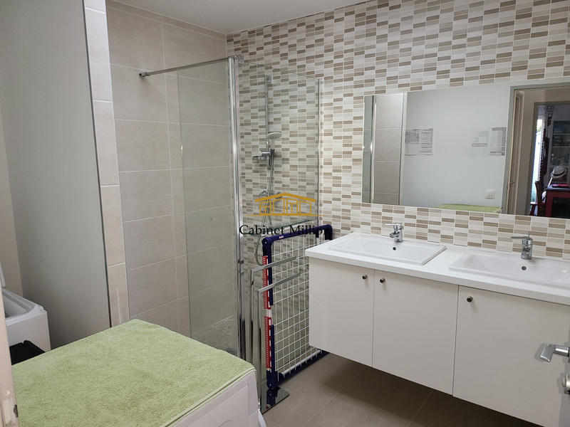 Maison - 111 m² - 5 pièces