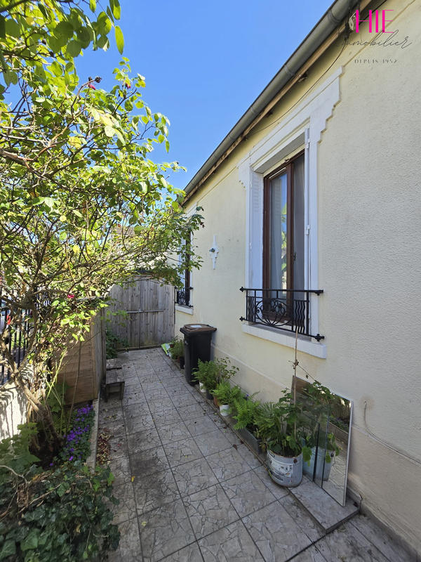 Maison - 63 m² - 4 pièces
