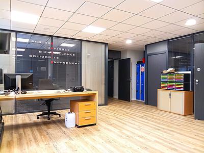 Bureau - 388 m² - 16 pièces