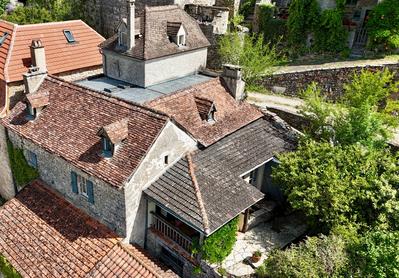 Maison - 150 m² - 8 pièces