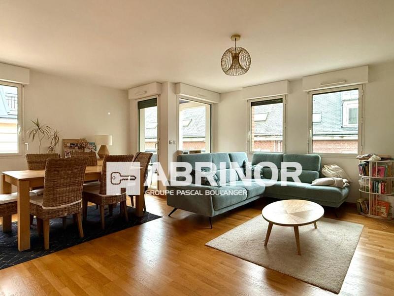 Appartement - 84 m² - 4 pièces