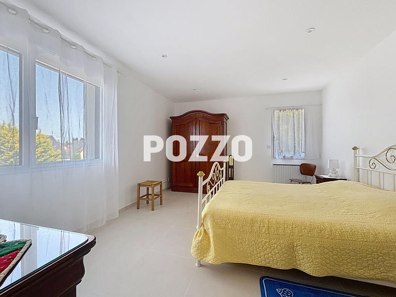 Maison - 193 m² - 7 pièces