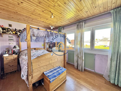 Maison - 140 m² - 8 pièces