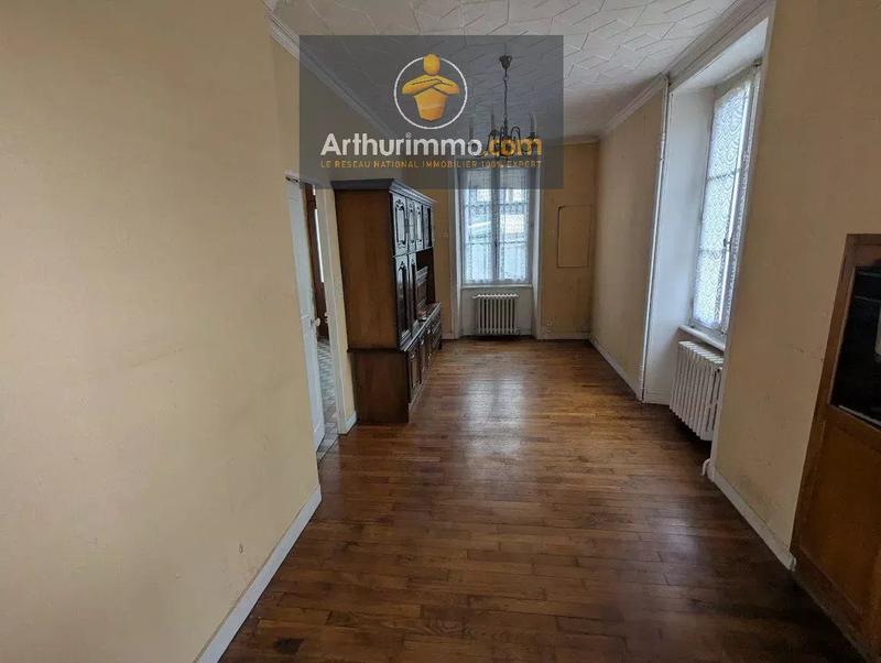 Maison - 96 m² - 7 pièces