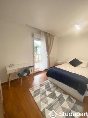 Chambre - 13 m² - 1 pièce