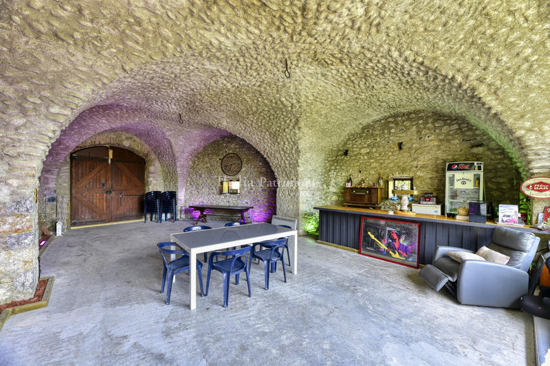 Maison - 158 m² - 7 pièces