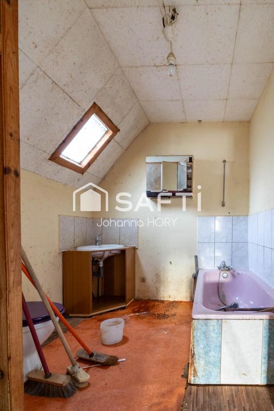 Maison - 216 m² - 10 pièces