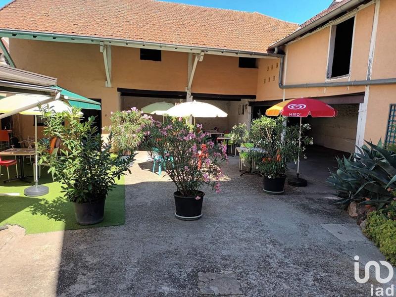 Local commercial - 695 m²