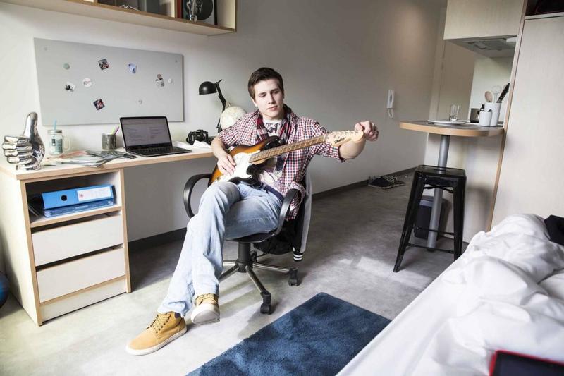 Appartement - 103 m² - 1 pièce