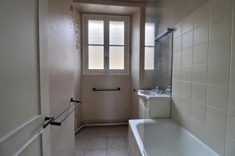 Appartement - 97 m² - 5 pièces