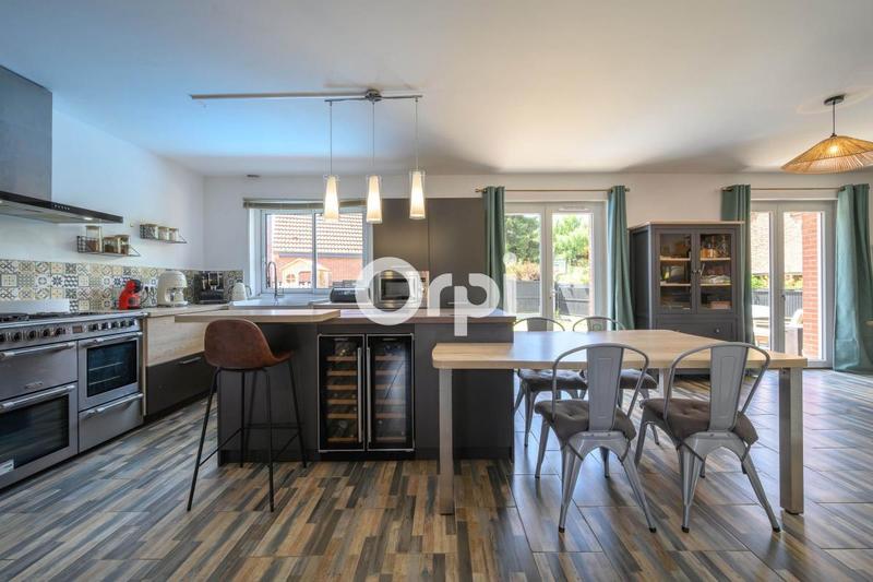 Maison - 96 m² - 4 pièces