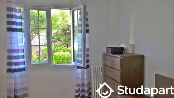 Chambre - 14 m² - 1 pièce