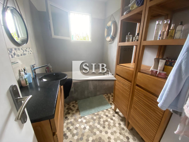 Maison - 120 m² - 6 pièces