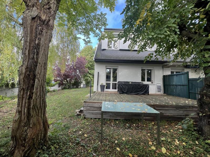 Maison - 82 m² - 5 pièces