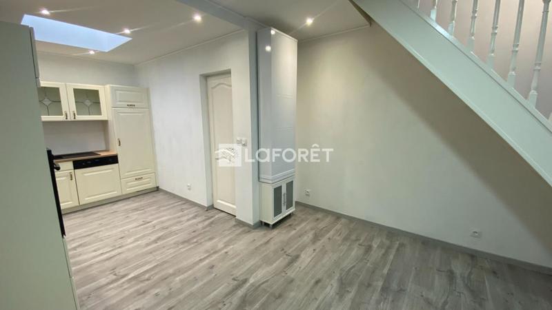 Maison - 77 m² - 5 pièces