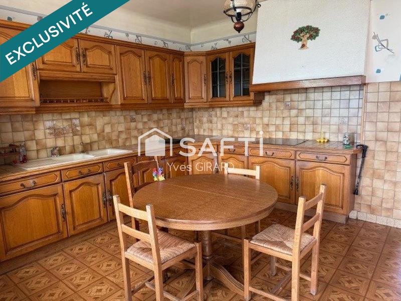 Maison - 102 m² - 5 pièces