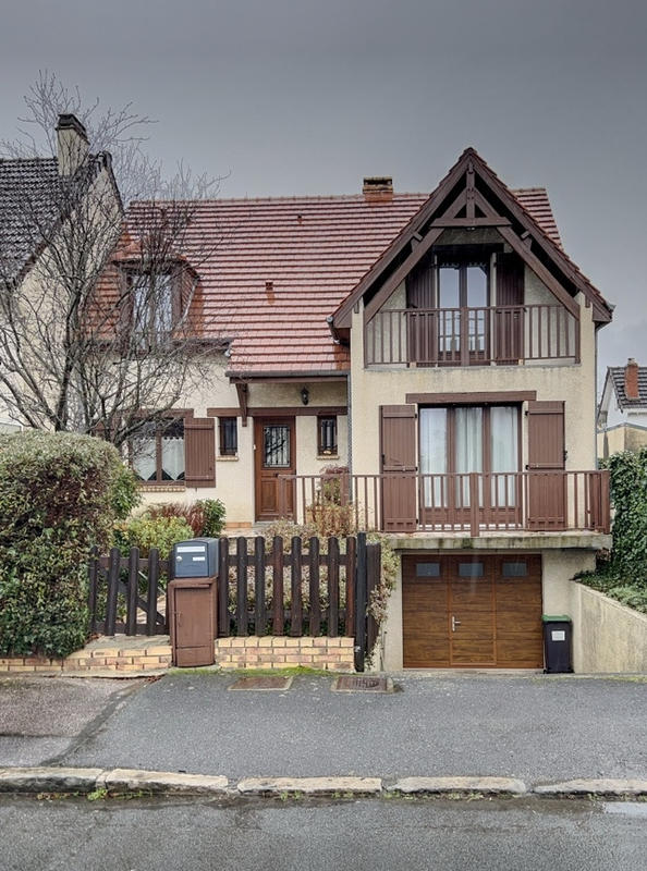 Maison - 130 m² - 6 pièces