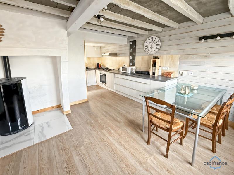 Maison - 96 m² - 4 pièces