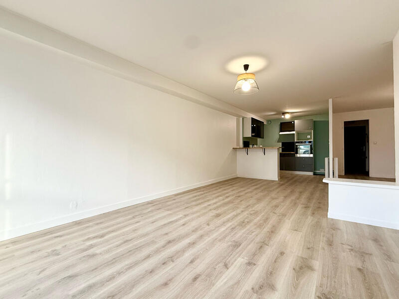 Appartement - 67 m² - 1 pièce