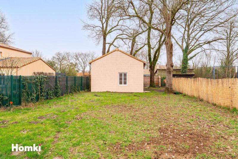 Maison - 215 m² - 8 pièces