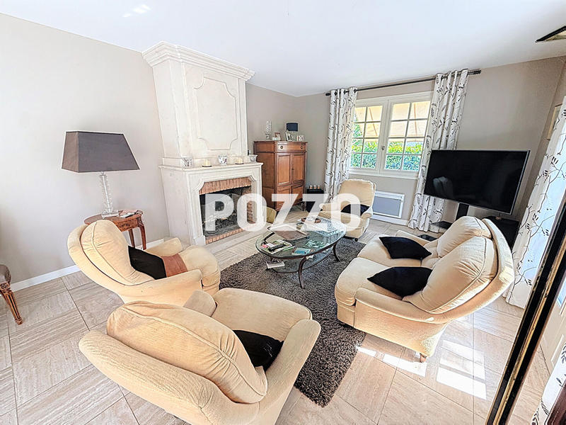 Maison - 172 m² - 6 pièces