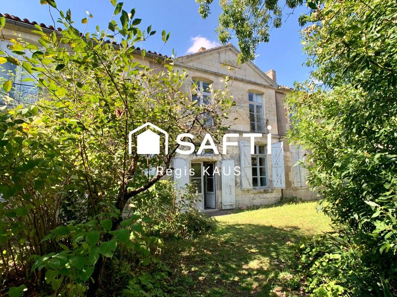 Maison - 480 m² - 10 pièces