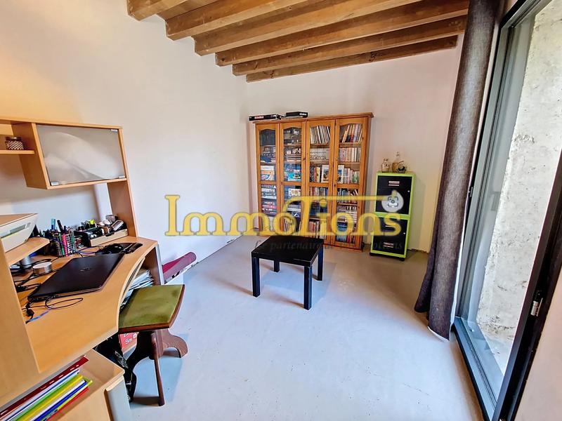 Maison - 217 m² - 9 pièces