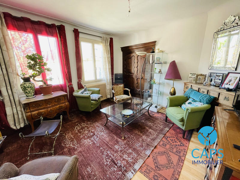 Maison traditionnelle - 90 m² - 4 pièces