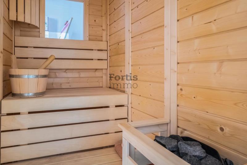 Loft - 101 m² - 4 pièces