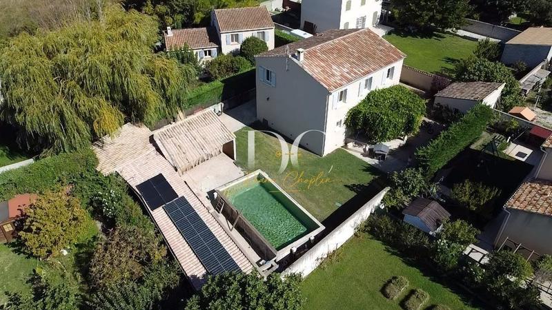 Maison - 182 m² - 5 pièces