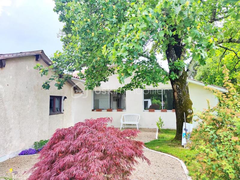 Propriété - 150 m² - 5 pièces