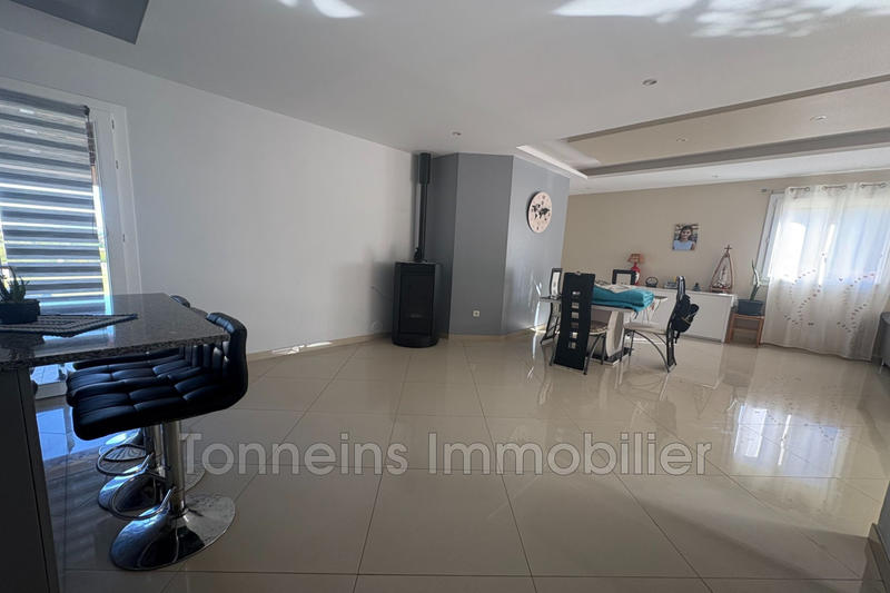 Maison - 104 m² - 5 pièces