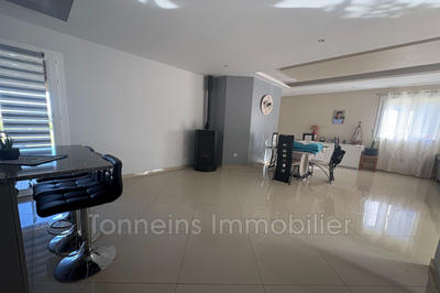 Maison - 104 m² - 5 pièces