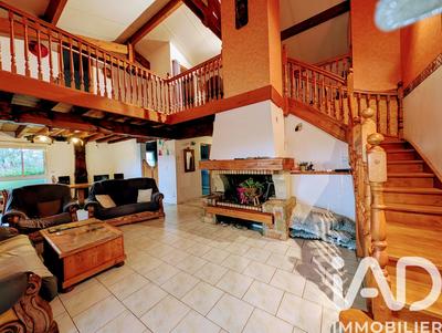 Maison - 186 m² - 6 pièces