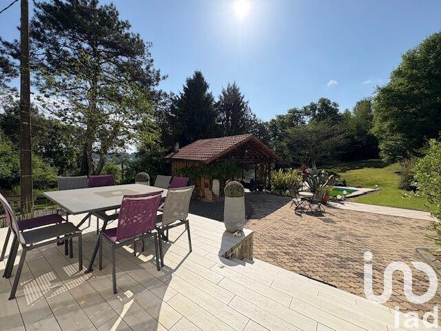 Maison - 145 m² - 6 pièces