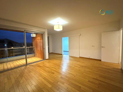 Appartement - 86 m² - 3 pièces