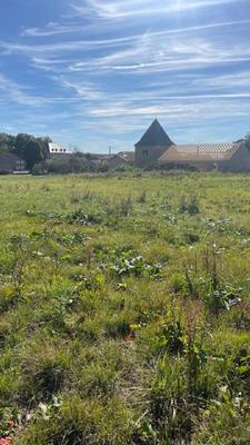 Terrain constructible - 835 m²