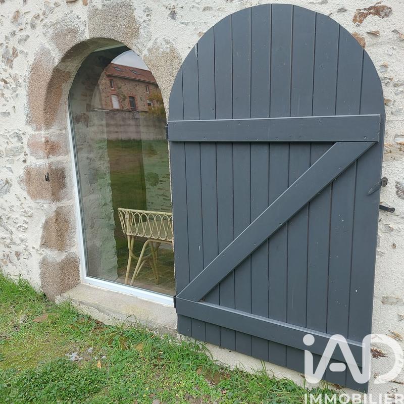 Maison - 236 m² - 10 pièces