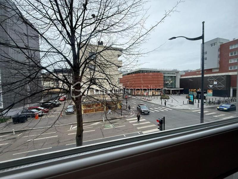 Appartement - 95 m² - 5 pièces