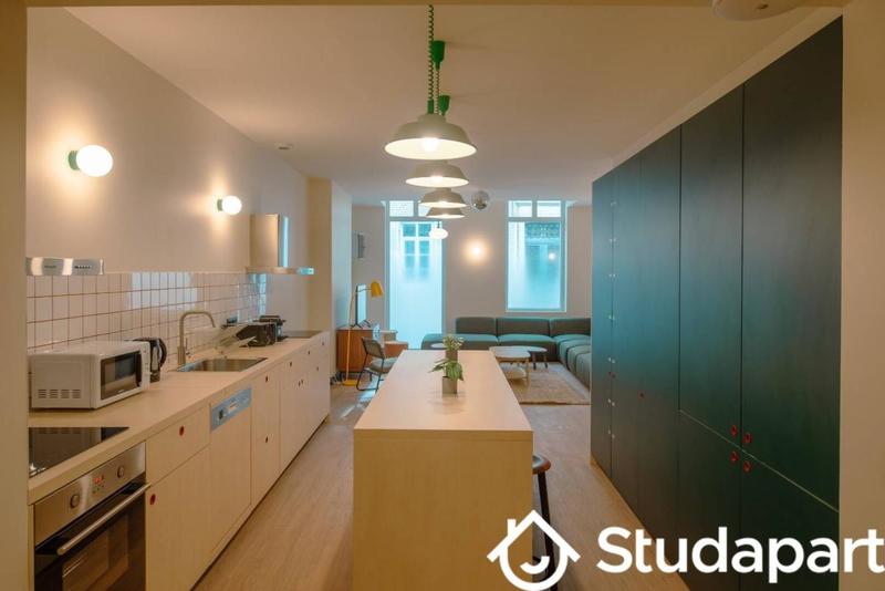 Chambre - 10 m² - 1 pièce