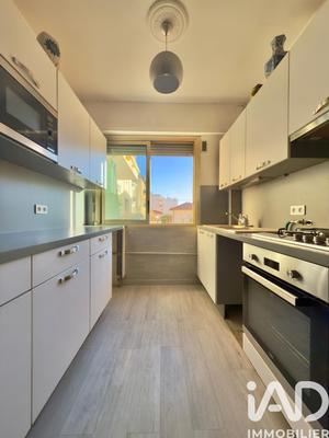 Appartement - 72 m² - 3 pièces