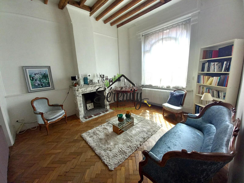 Maison - 200 m² - 9 pièces