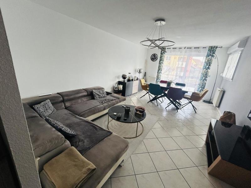 Appartement - 67 m² - 3 pièces