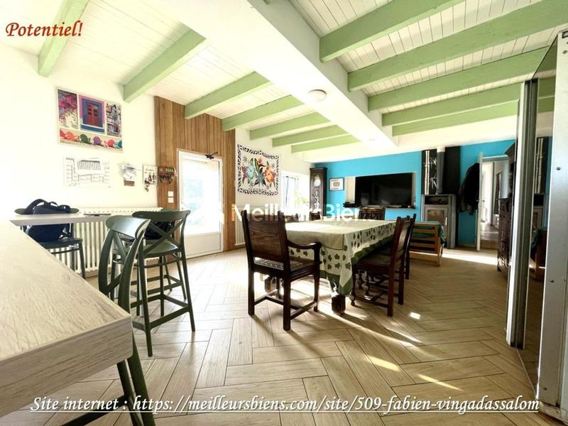 Propriété - 195 m² - 8 pièces