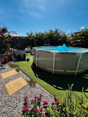 Maison jumelée - 66 m² - 3 pièces