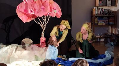 Spectacle pour enfant - le petit vieux et la petite vieille