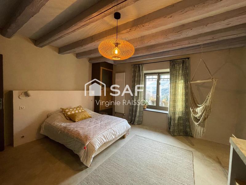 Appartement - 245 m² - 8 pièces