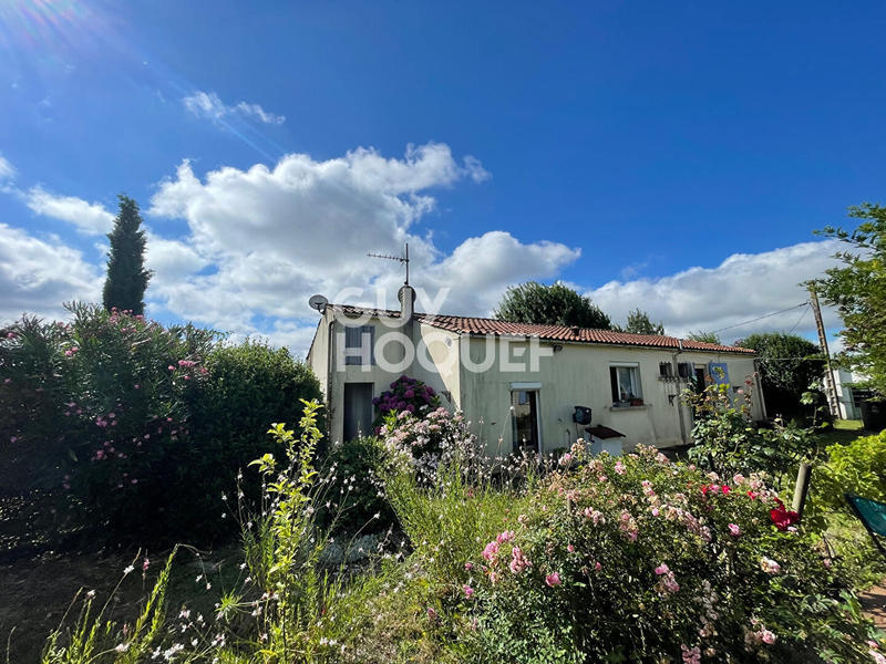 Maison - 92 m² - 6 pièces