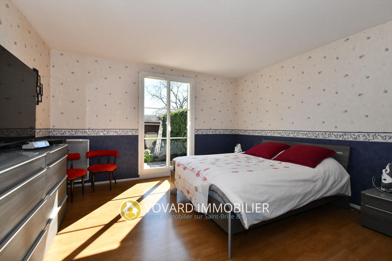 Maison - 193 m² - 9 pièces