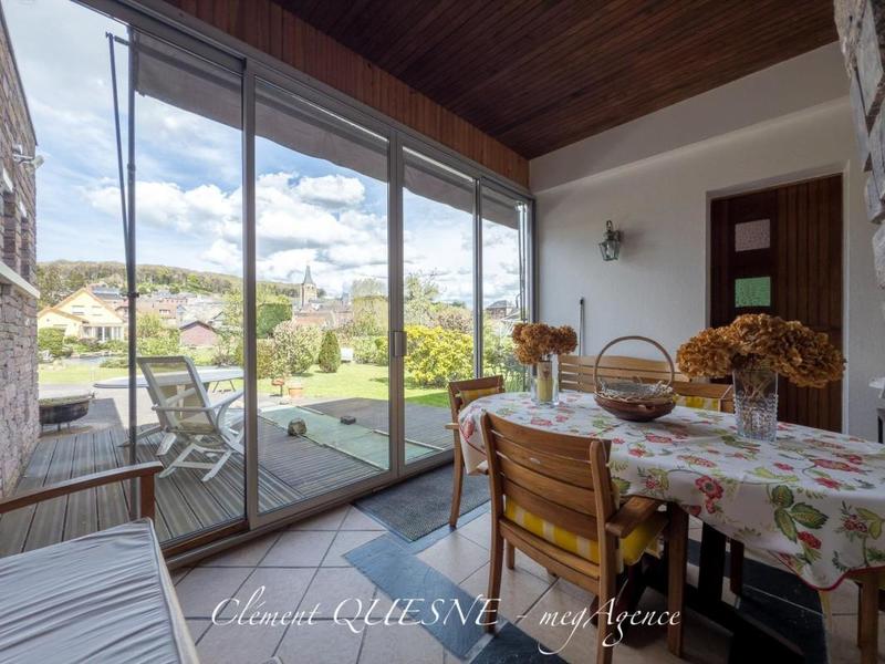 Maison - 246 m² - 7 pièces